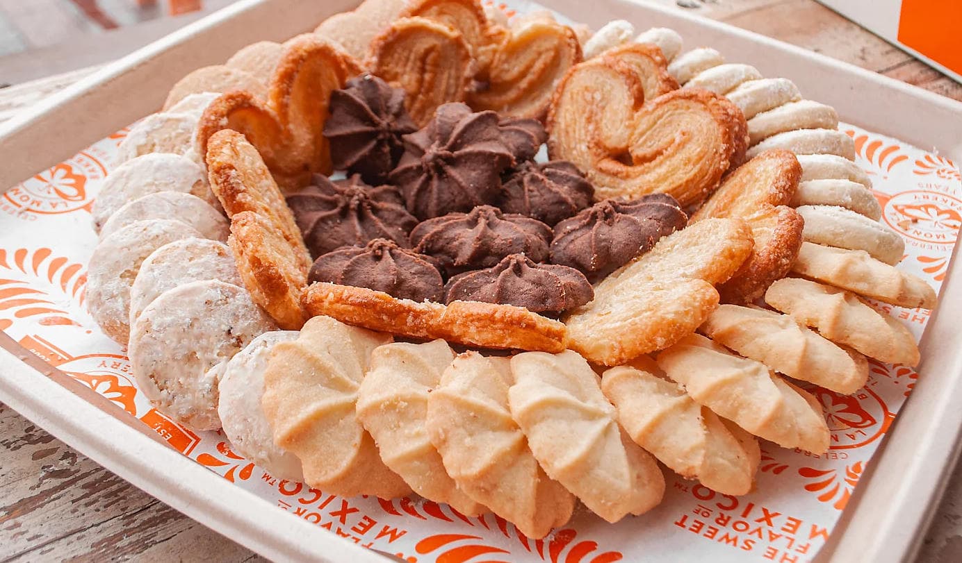La Monarca Bakery