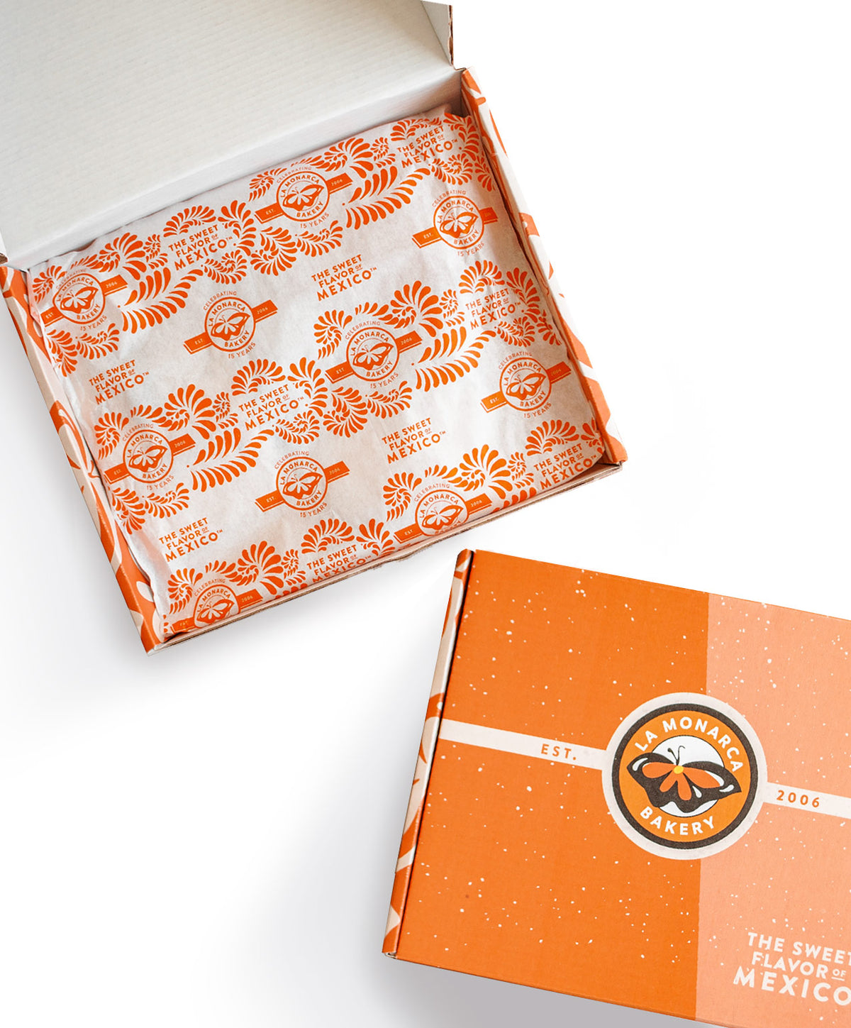 open and closed gift boxes